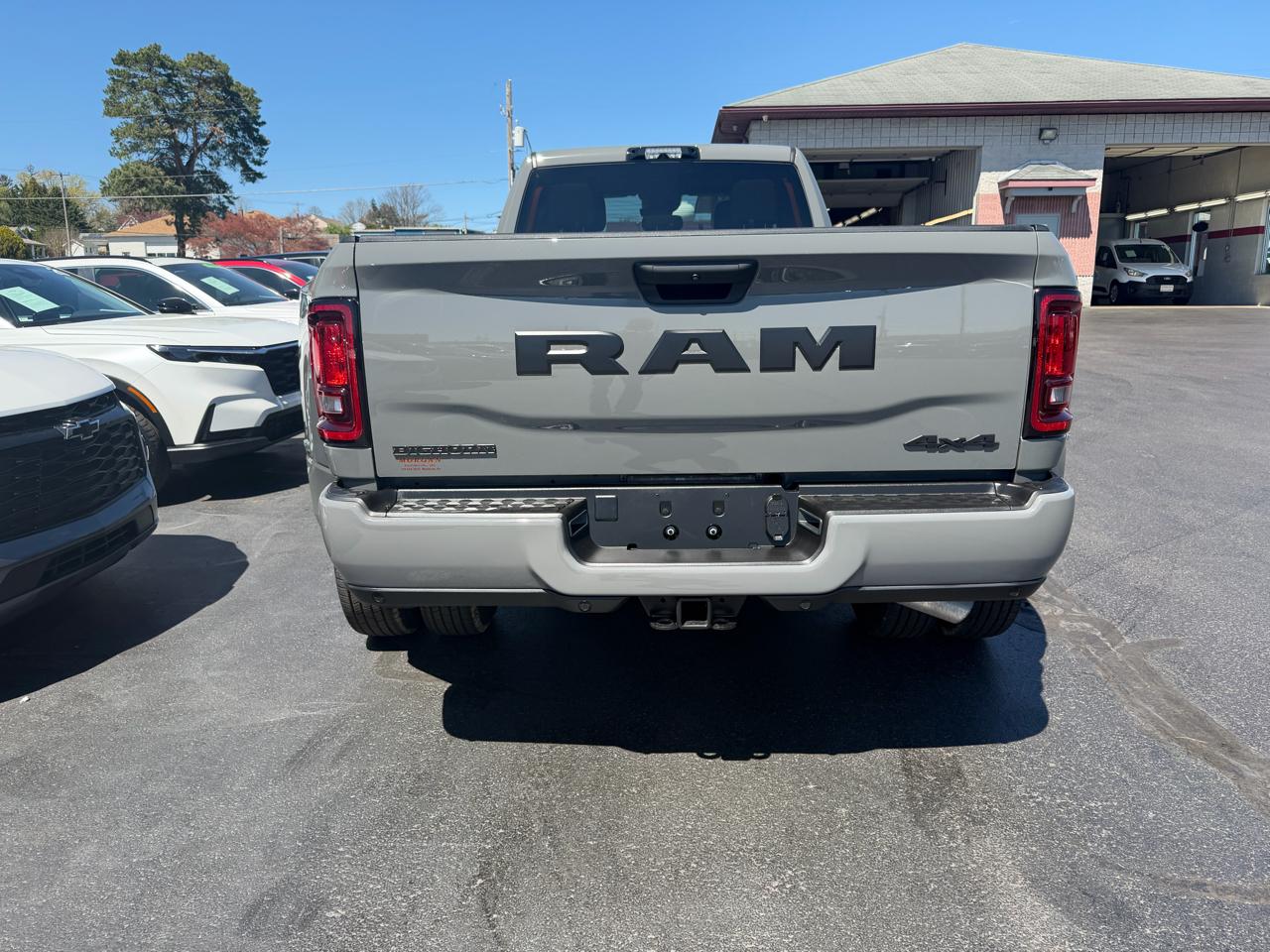 RAM 3500 Big Horn Crew Cab LWB 4WD DRW 2026