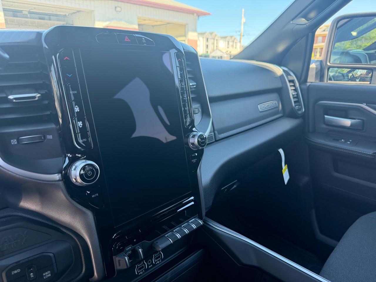 RAM 3500 Big Horn Crew Cab LWB 4WD DRW 2026