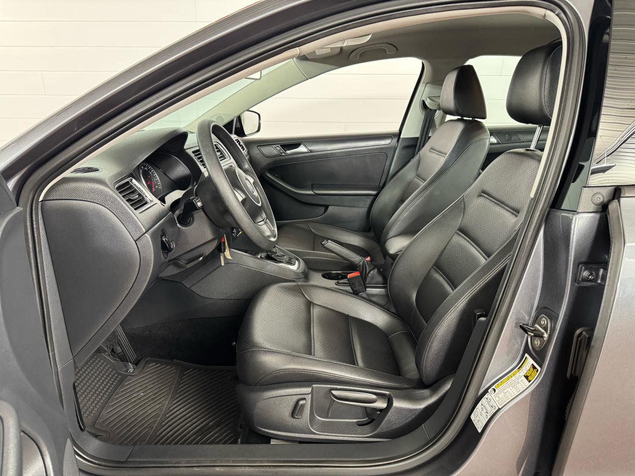 Volkswagen Jetta SE 2014