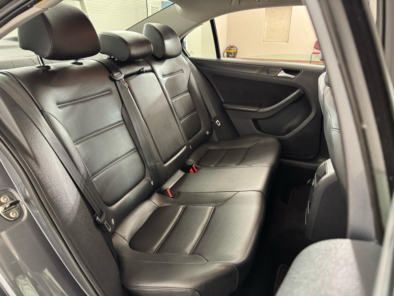 Volkswagen Jetta SE 2014