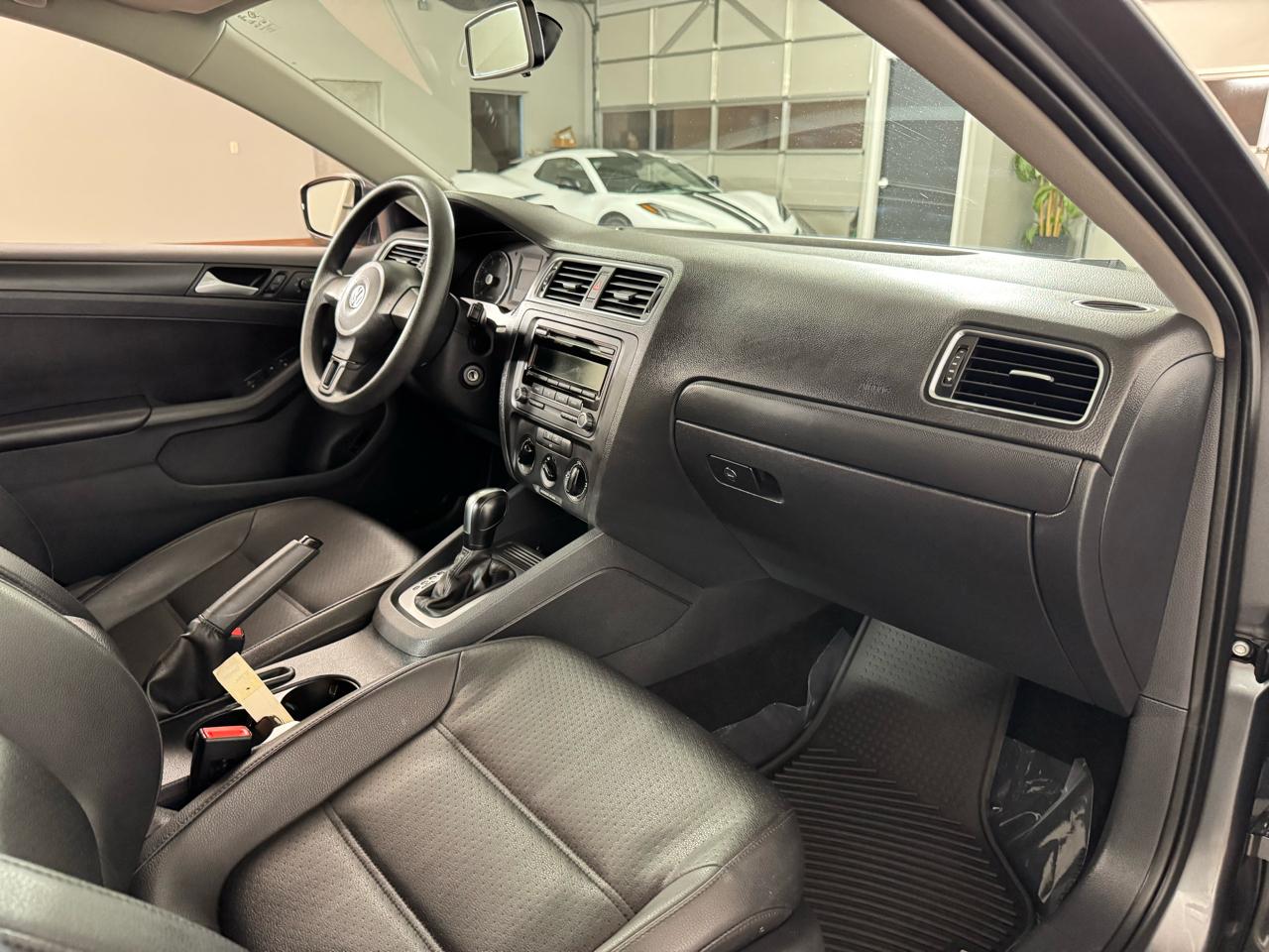 Volkswagen Jetta SE 2014