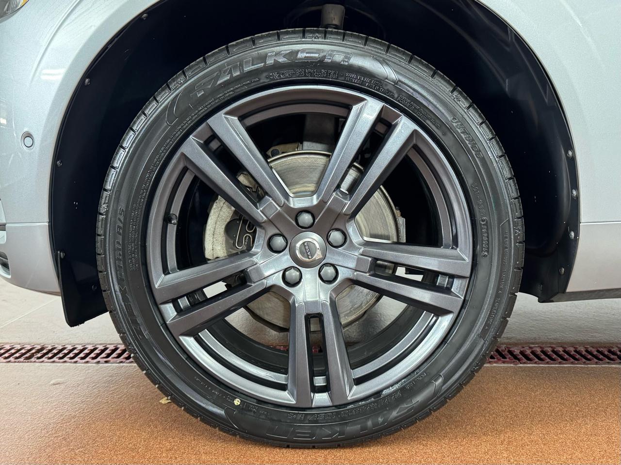 Volvo XC60 T5 Momentum AWD 2018