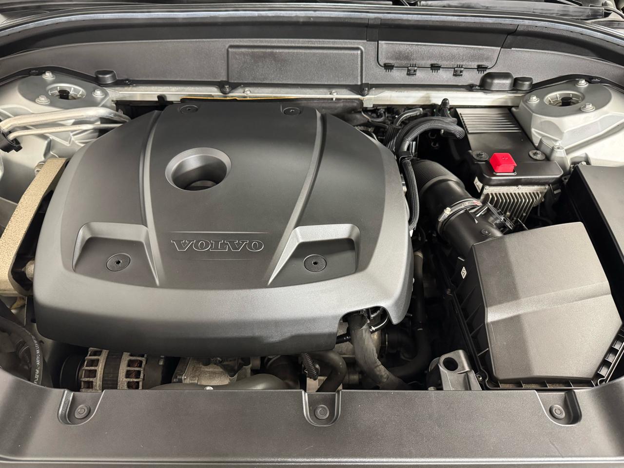 Volvo XC60 T5 Momentum AWD 2018