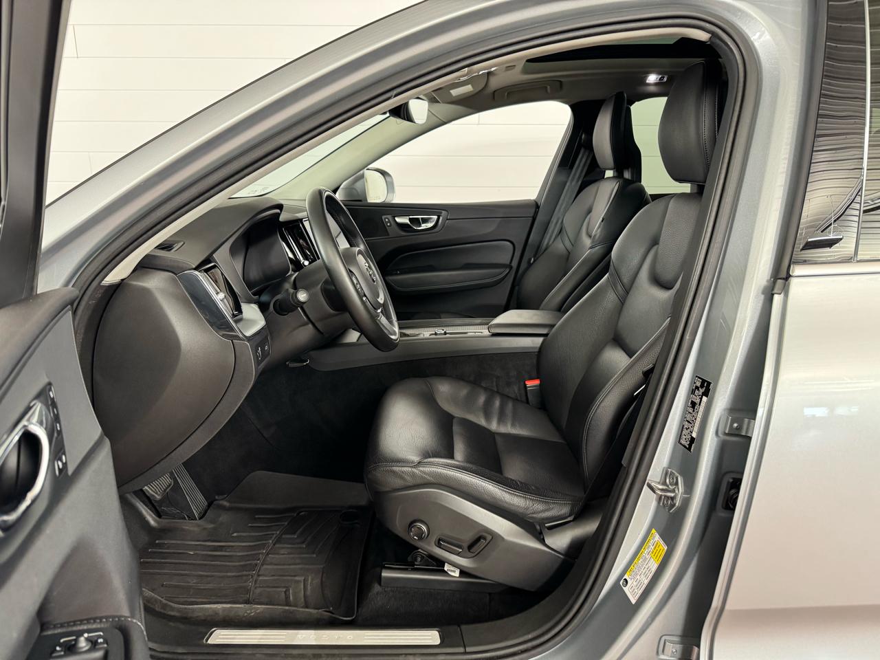 Volvo XC60 T5 Momentum AWD 2018