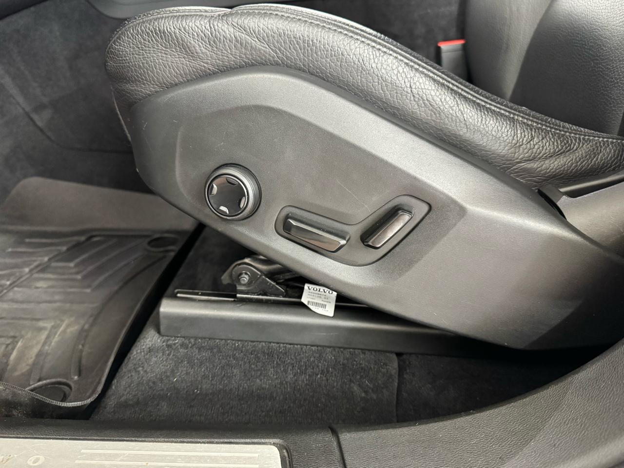 Volvo XC60 T5 Momentum AWD 2018