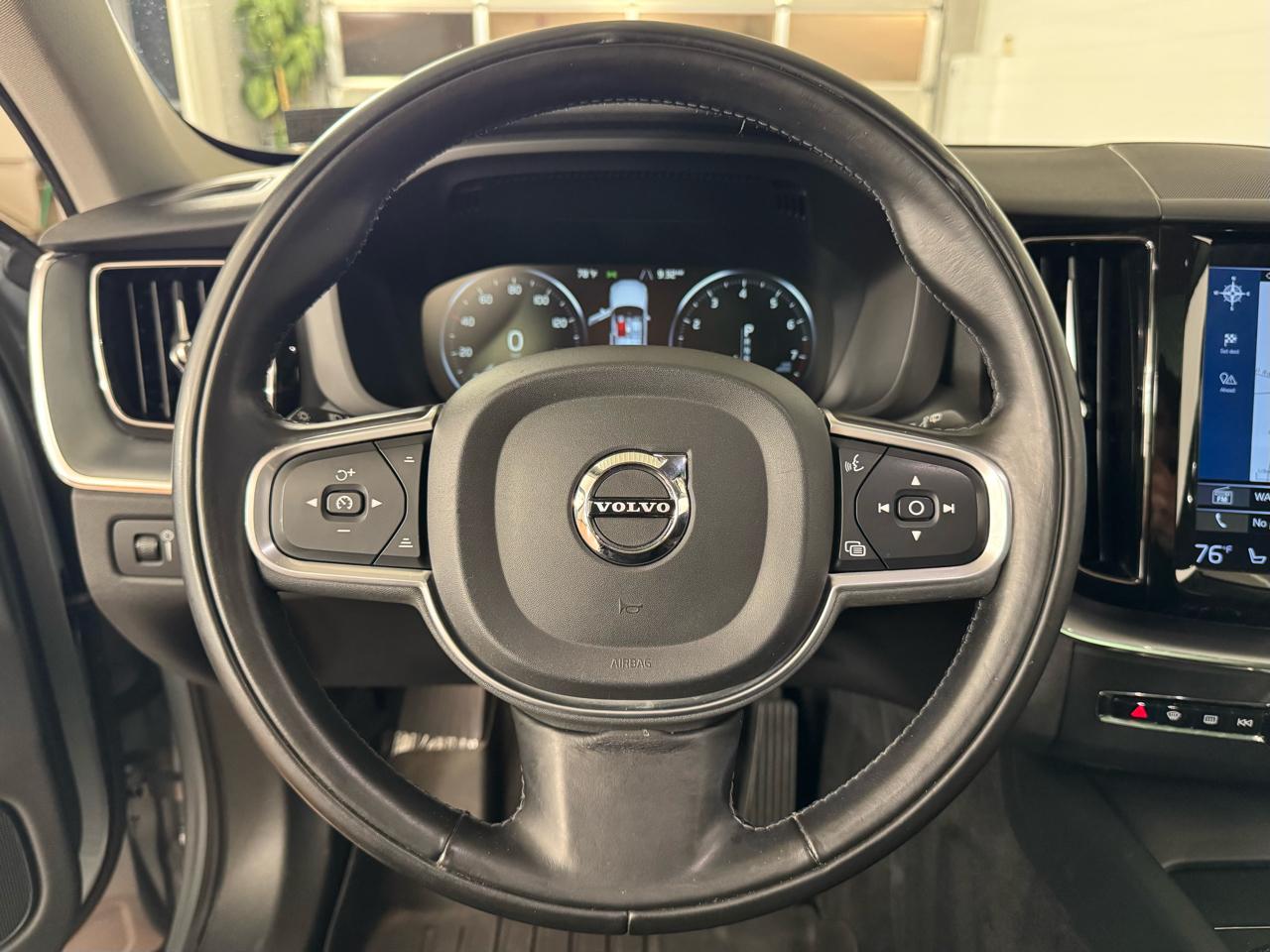 Volvo XC60 T5 Momentum AWD 2018