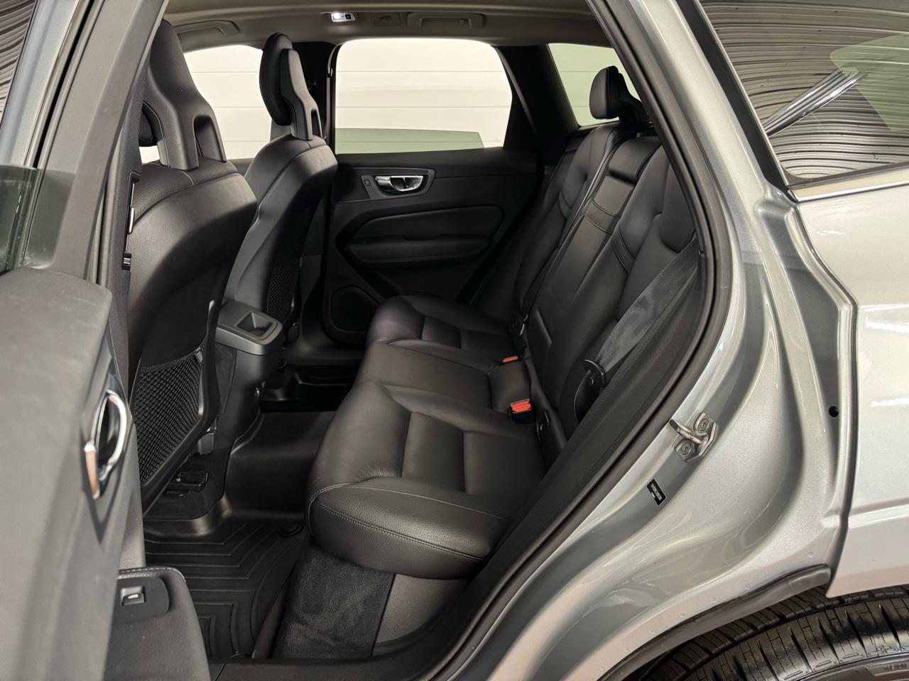 Volvo XC60 T5 Momentum AWD 2018