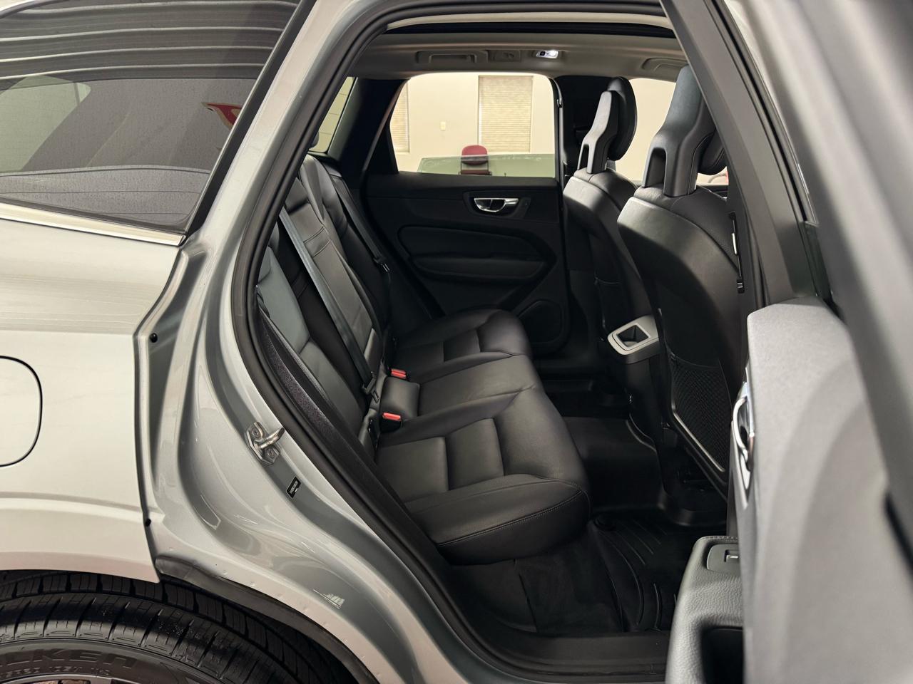 Volvo XC60 T5 Momentum AWD 2018