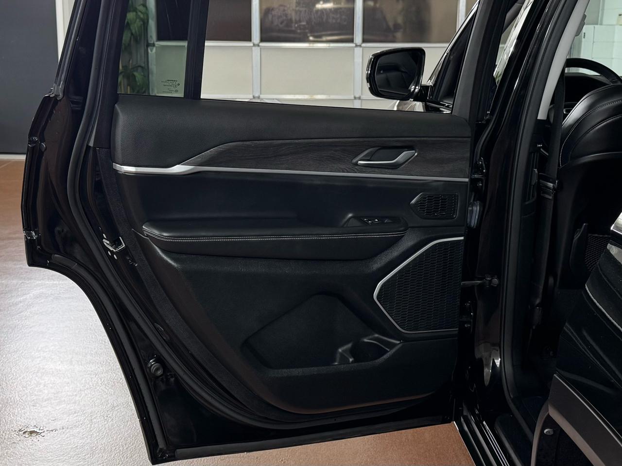 Jeep Grand Cherokee L Limited 4x4 2021