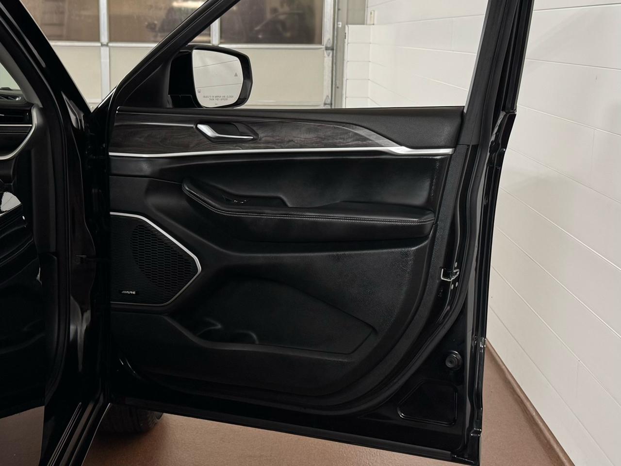 Jeep Grand Cherokee L Limited 4x4 2021