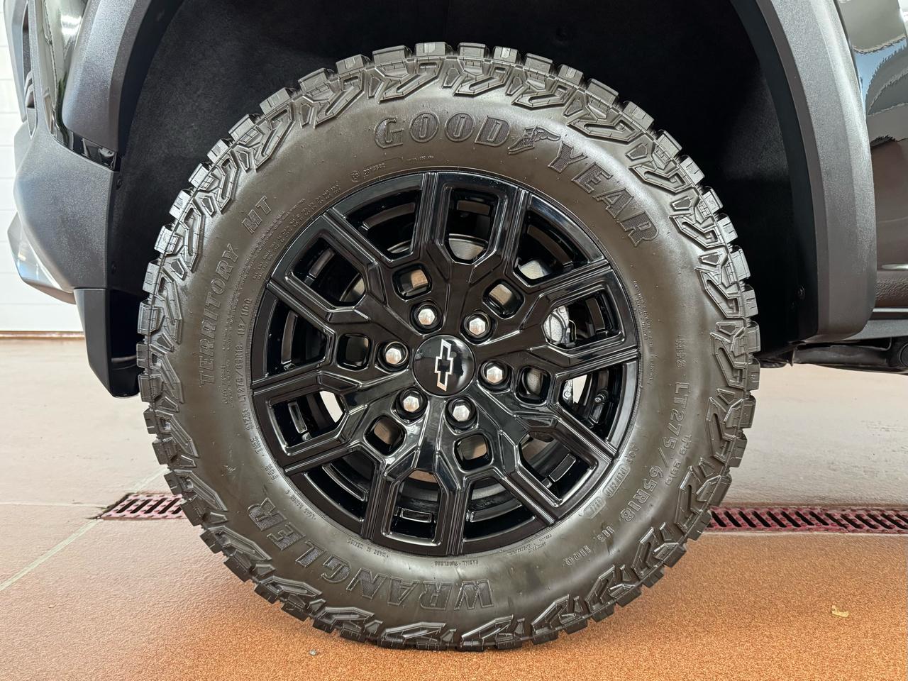 Chevrolet Colorado Trail Boss Crew Cab 4WD 2024