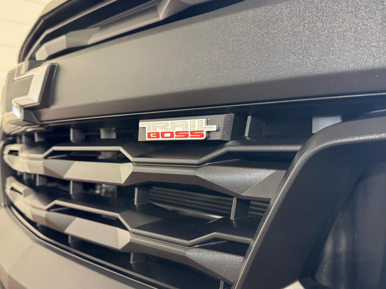 Chevrolet Colorado Trail Boss Crew Cab 4WD 2024