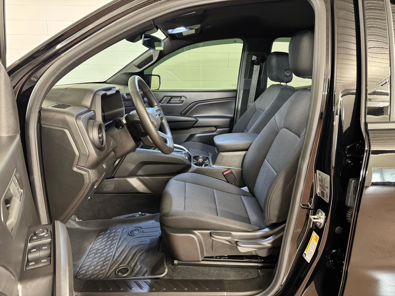 Chevrolet Colorado Trail Boss Crew Cab 4WD 2024