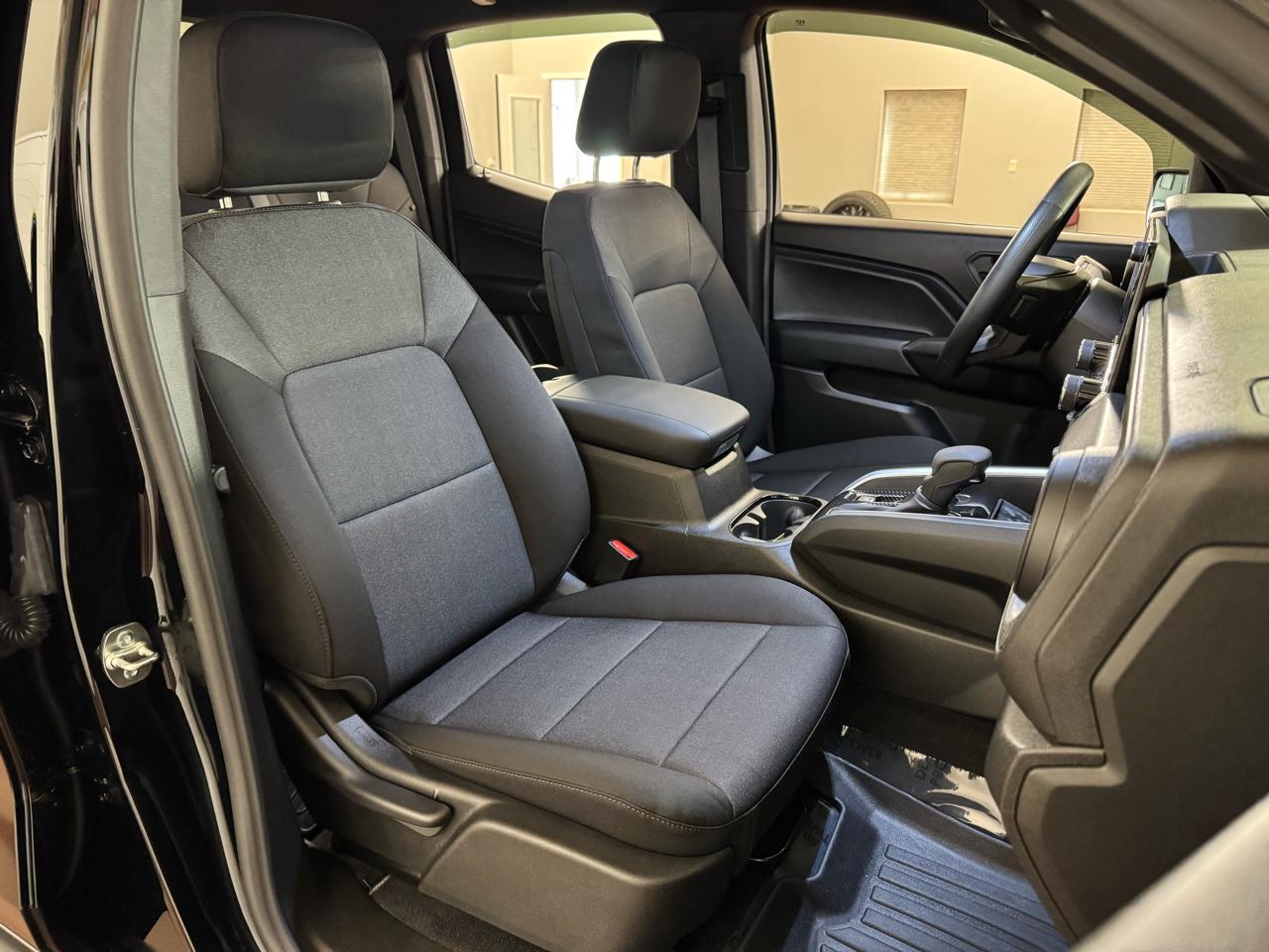 Chevrolet Colorado Trail Boss Crew Cab 4WD 2024