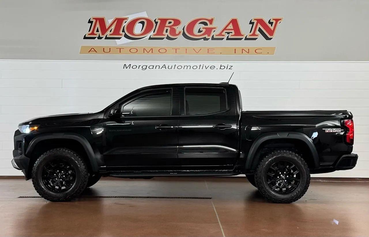 Chevrolet Colorado Trail Boss Crew Cab 4WD 2024
