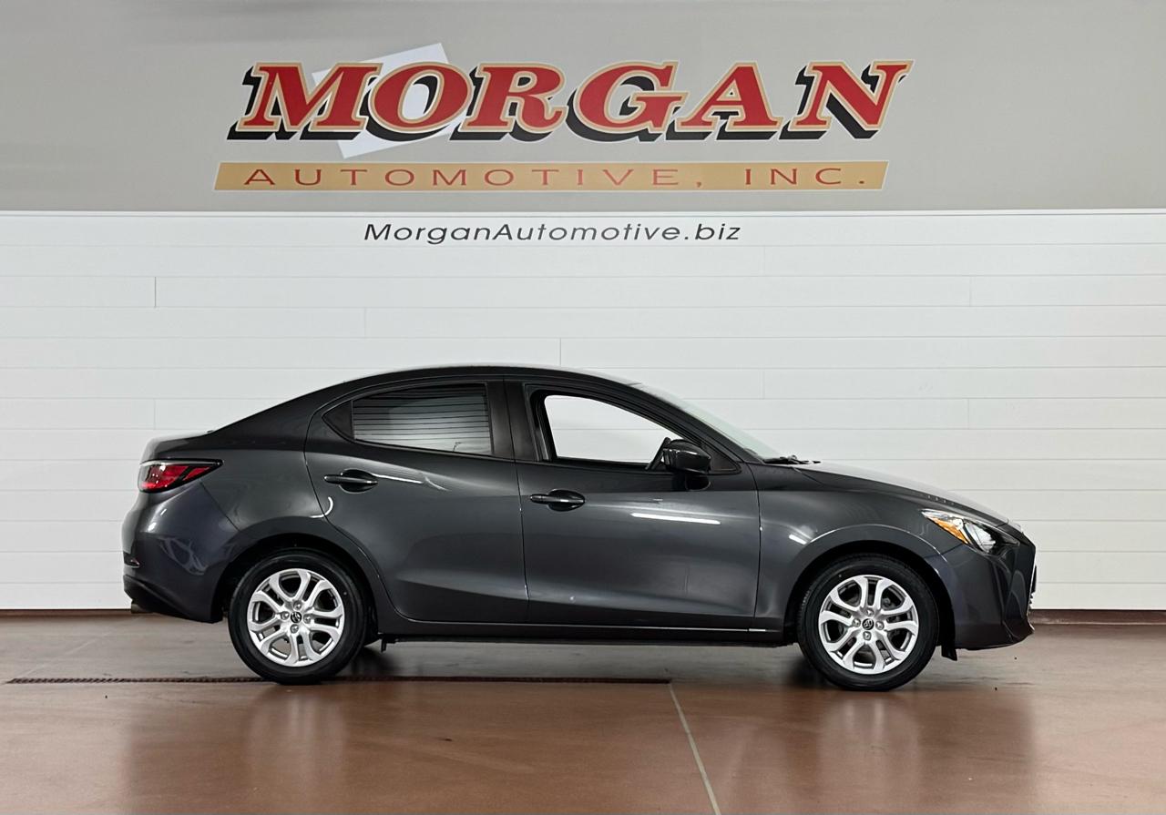 Toyota Yaris iA 6A 2018