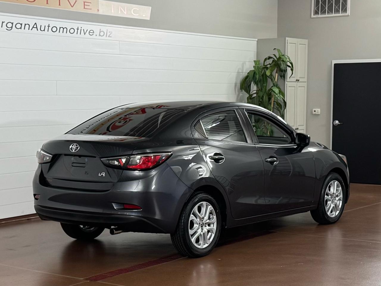 Toyota Yaris iA 6A 2018