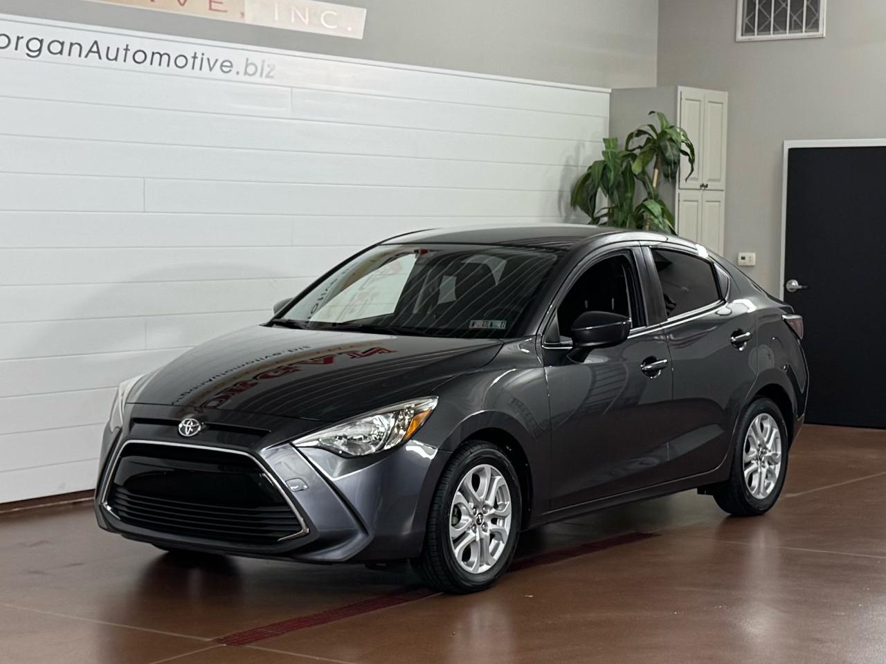Toyota Yaris iA 6A 2018
