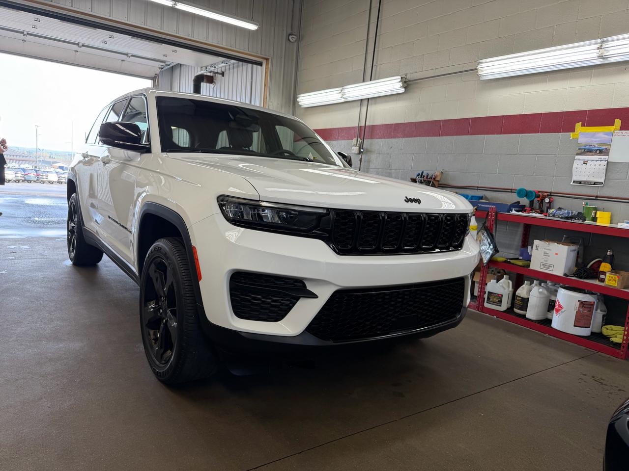 Jeep Grand Cherokee Laredo 4WD 2023