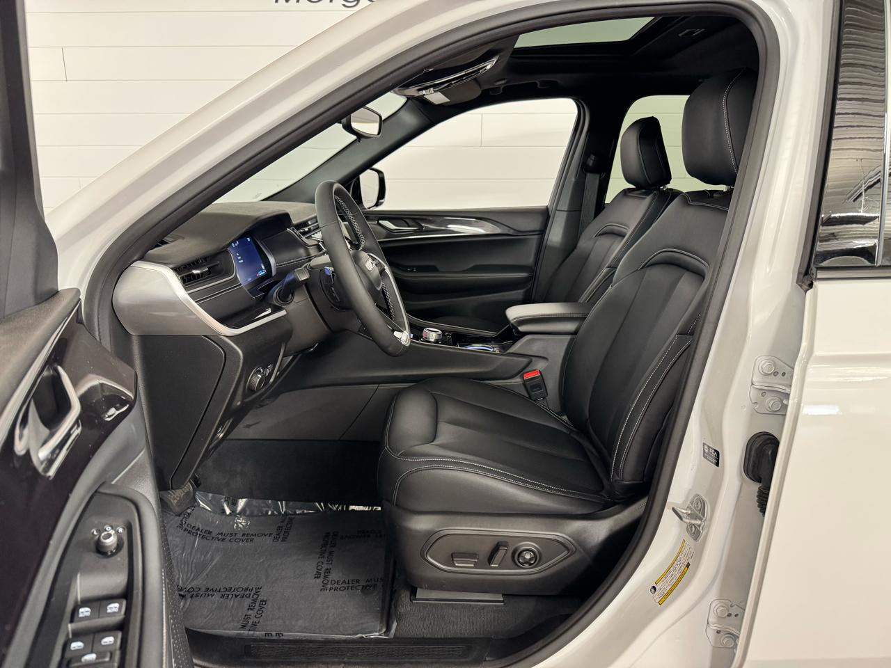 Jeep Grand Cherokee Altitude 4x4 2023