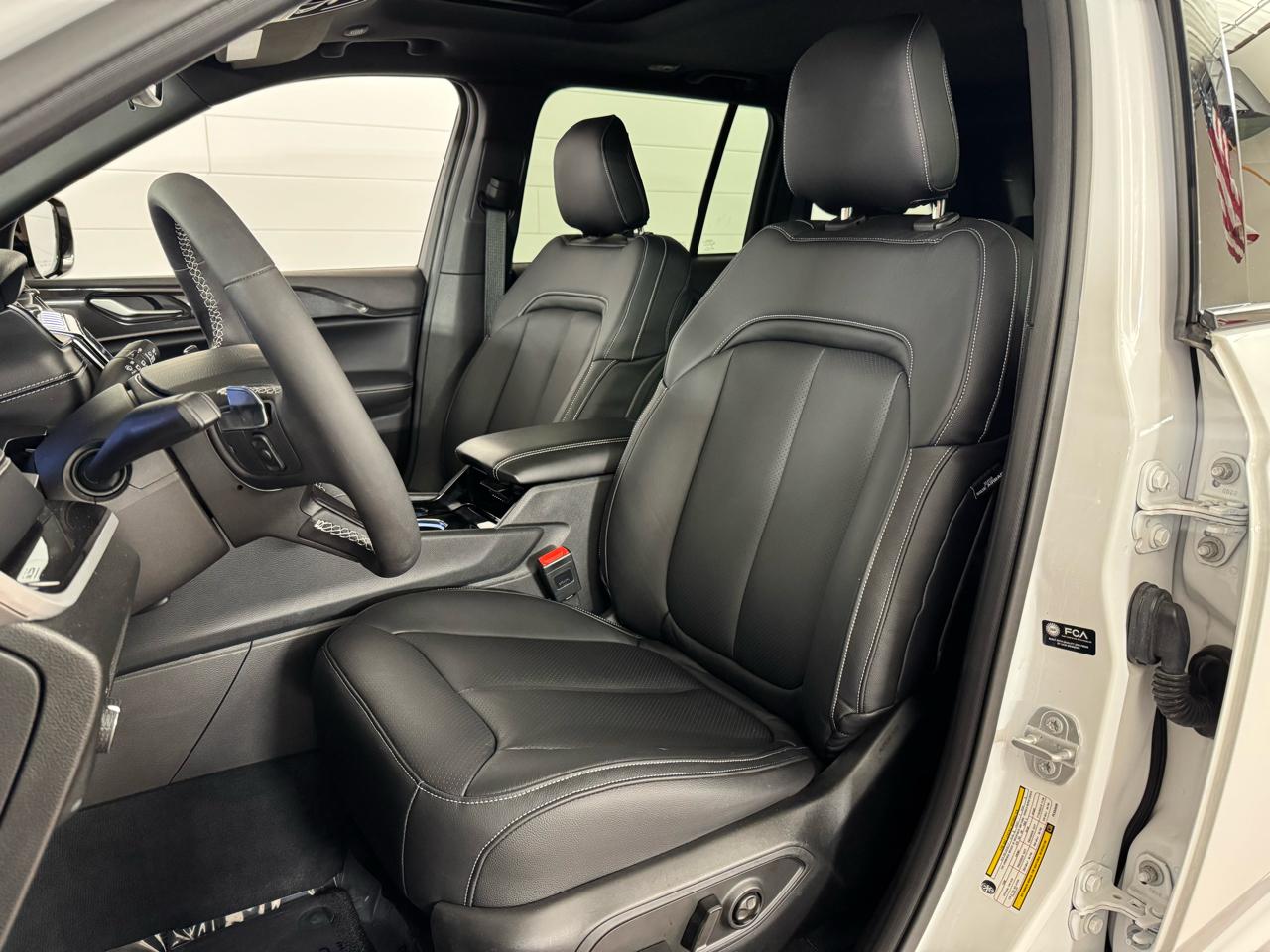 Jeep Grand Cherokee Altitude 4x4 2023