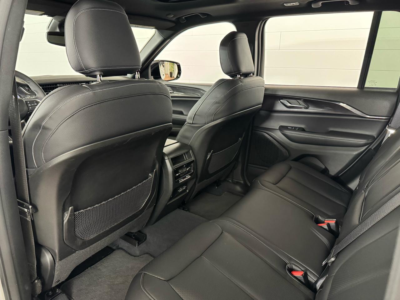 Jeep Grand Cherokee Altitude 4x4 2023