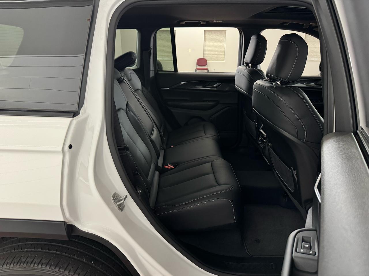 Jeep Grand Cherokee Altitude 4x4 2023