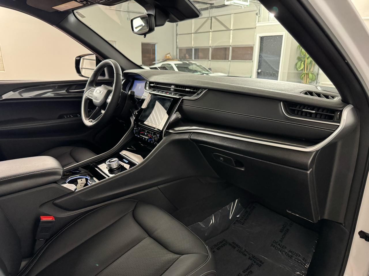 Jeep Grand Cherokee Altitude 4x4 2023