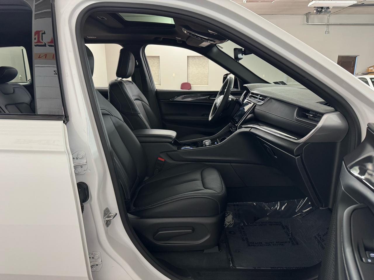 Jeep Grand Cherokee Altitude 4x4 2023