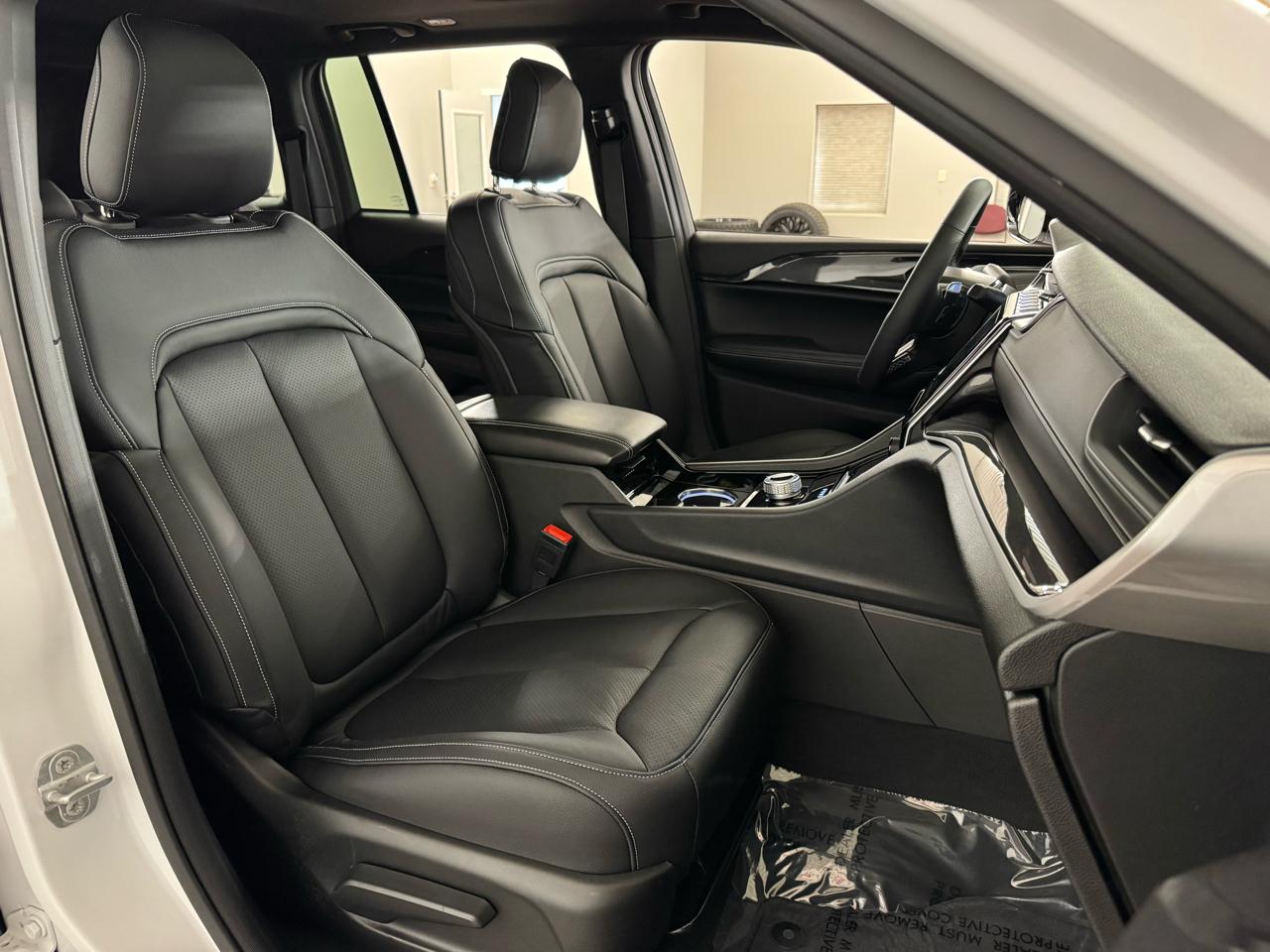 Jeep Grand Cherokee Altitude 4x4 2023