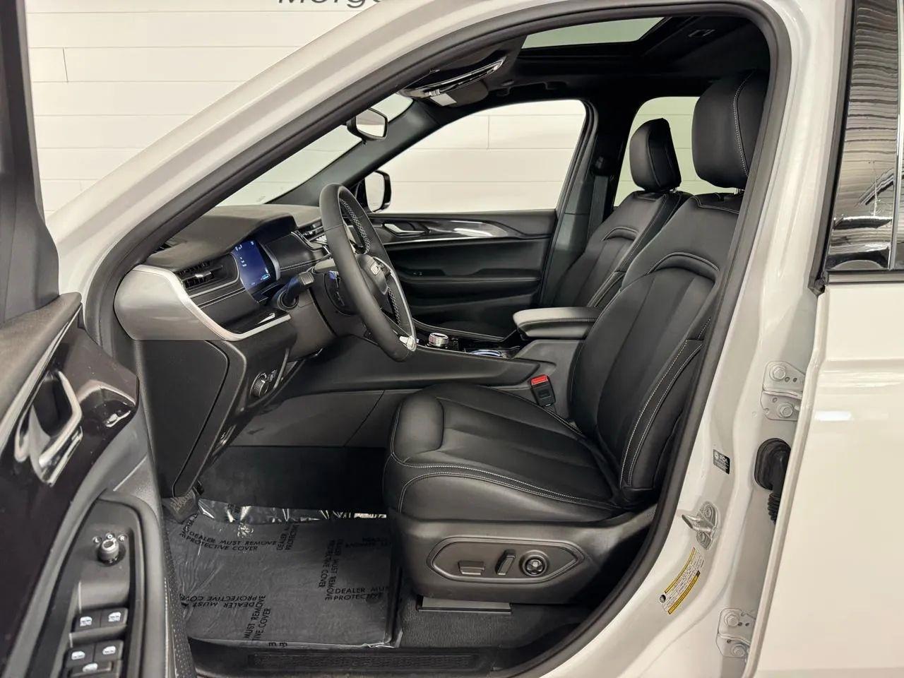 Jeep Grand Cherokee Altitude 4x4 2023