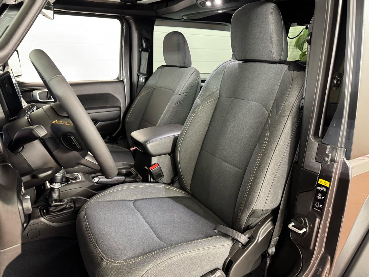 Jeep Wrangler Sport S 4x4 2024