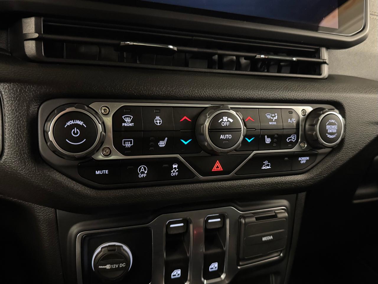 Jeep Wrangler Sport S 4x4 2024