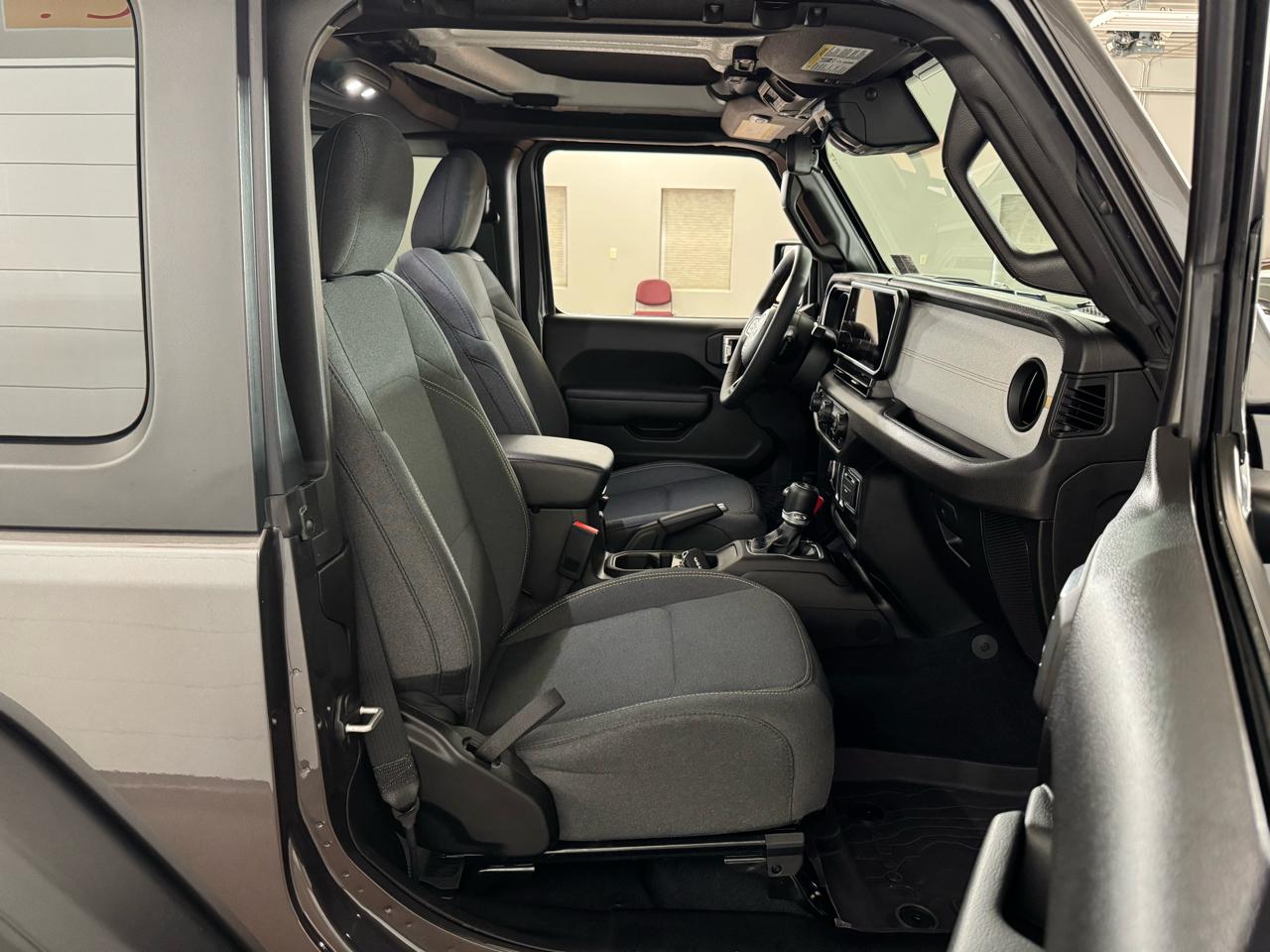 Jeep Wrangler Sport S 4x4 2024