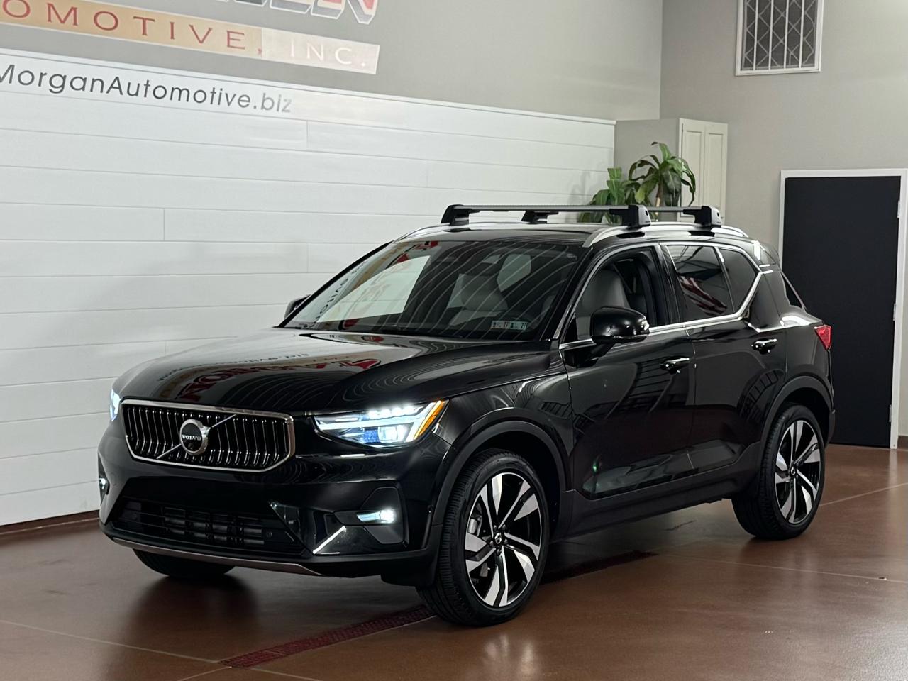 Volvo XC40  2024