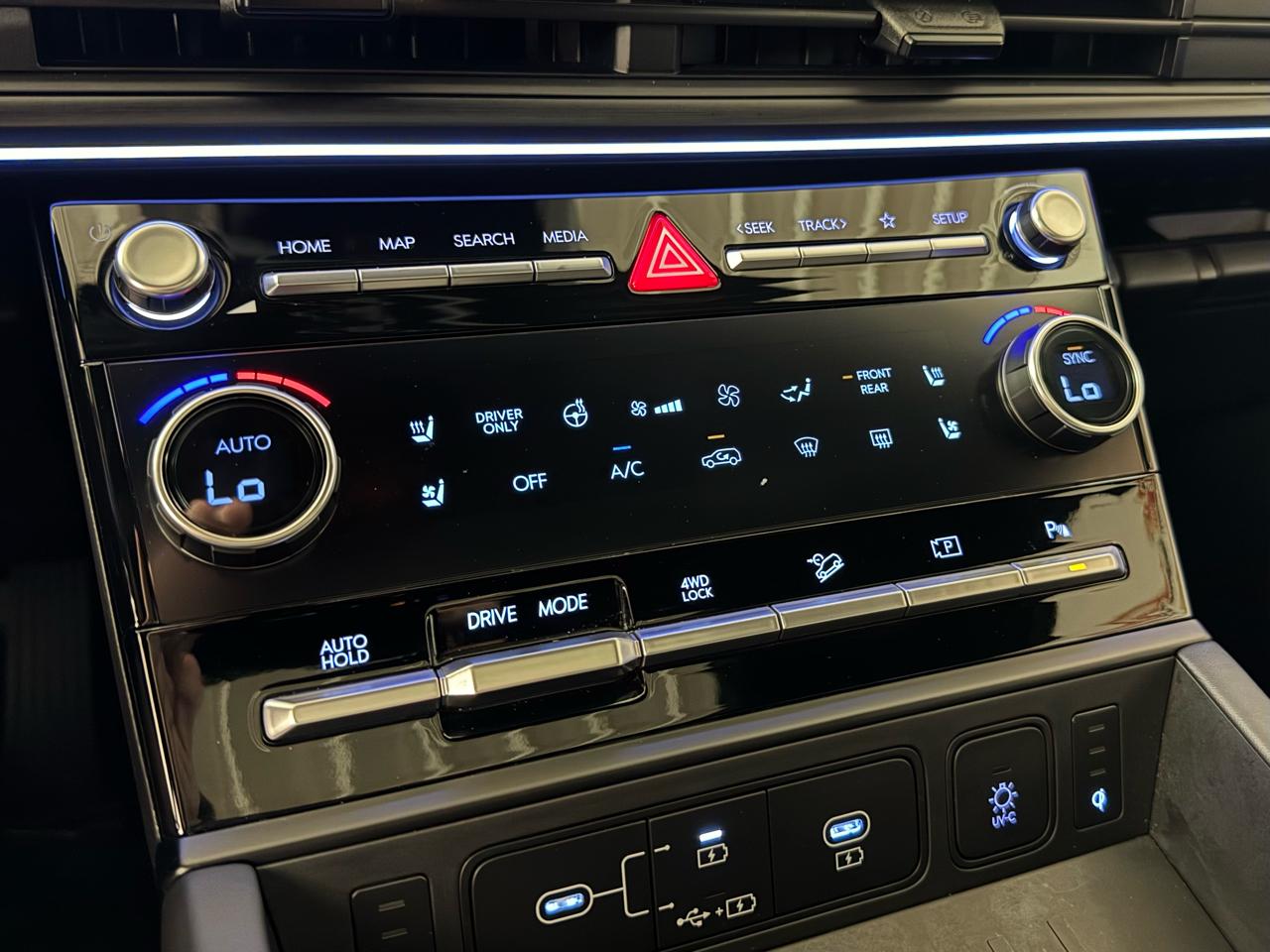 Hyundai Santa Fe Hybrid Calligraphy AWD 2025