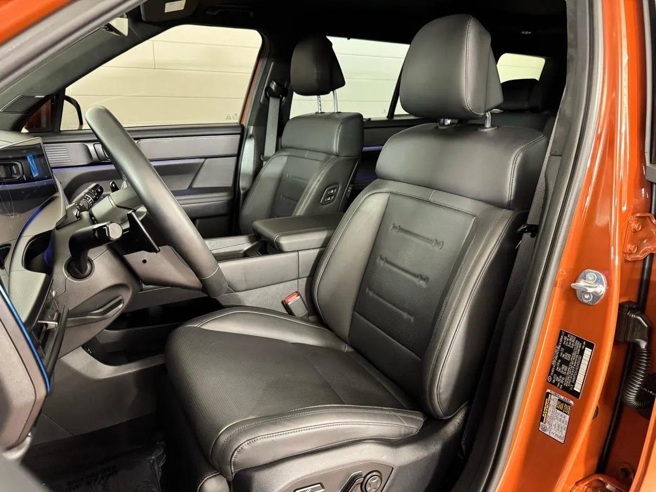 Hyundai Santa Fe Hybrid Calligraphy AWD 2025