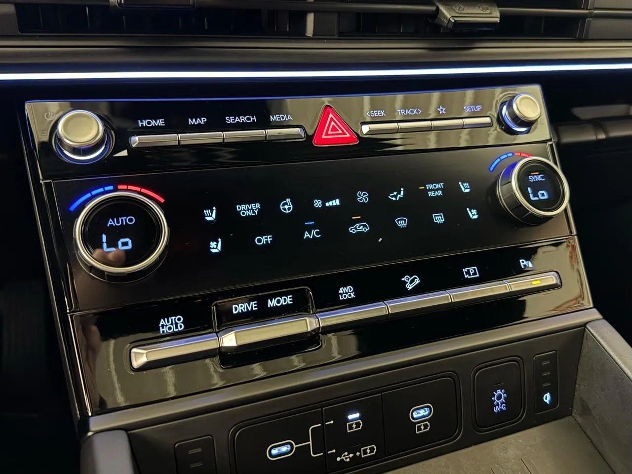 Hyundai Santa Fe Hybrid Calligraphy AWD 2025