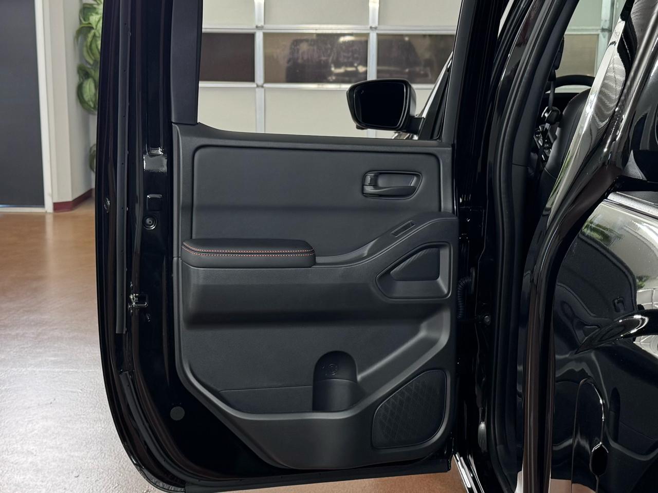 Nissan Frontier  2026