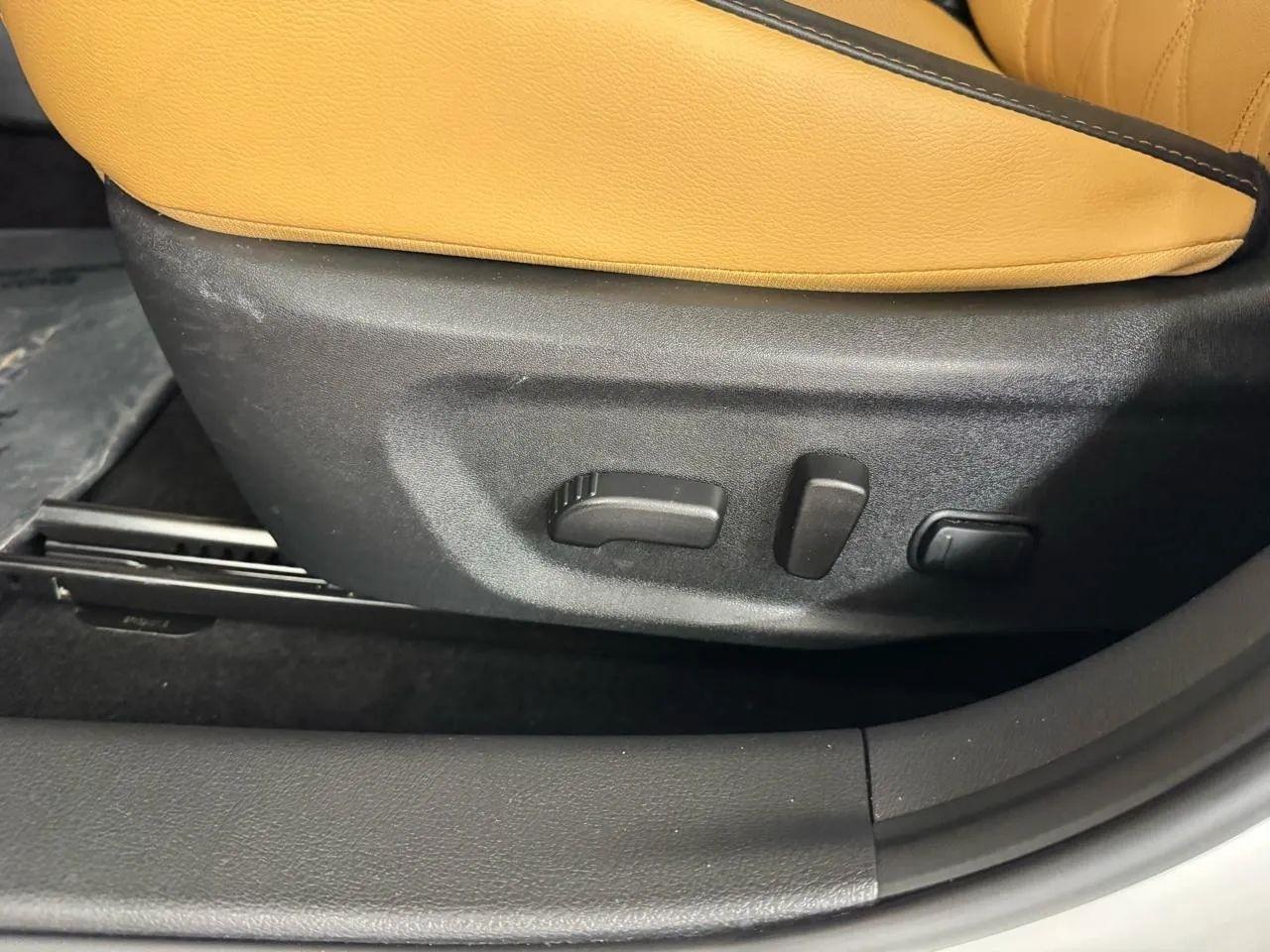 Nissan Sentra  2023