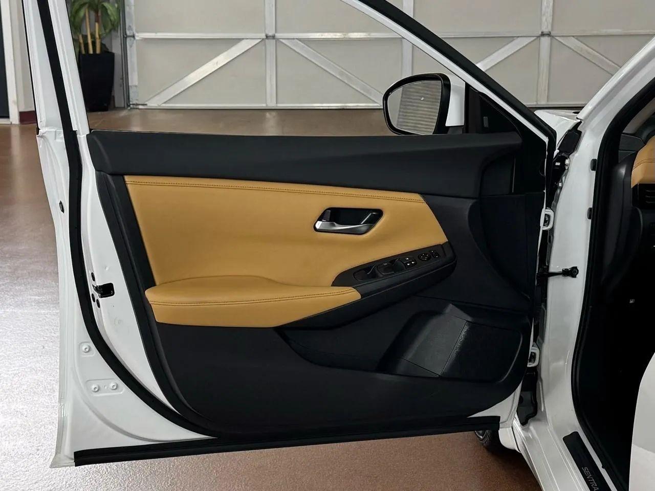 Nissan Sentra  2023