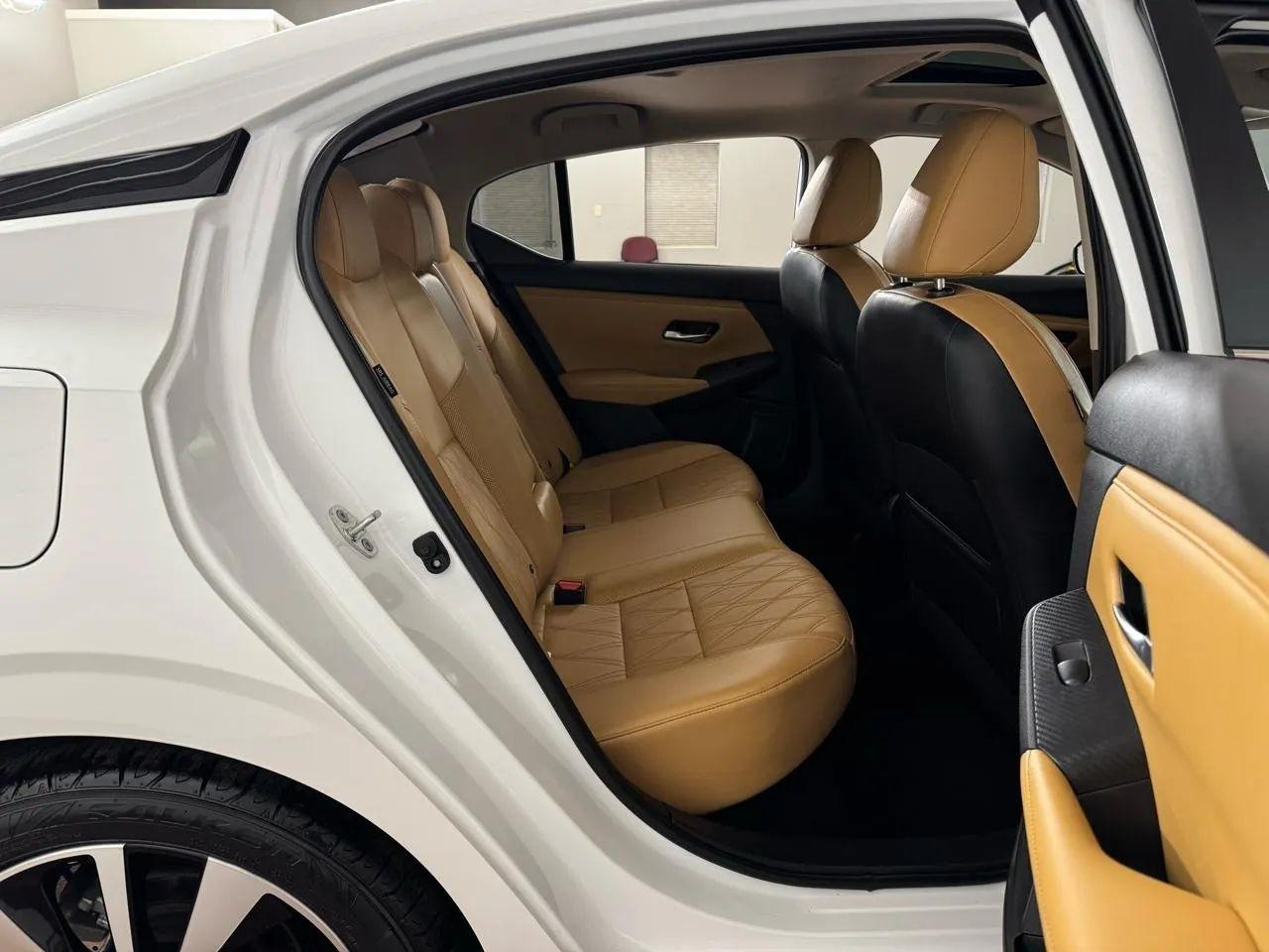 Nissan Sentra  2023