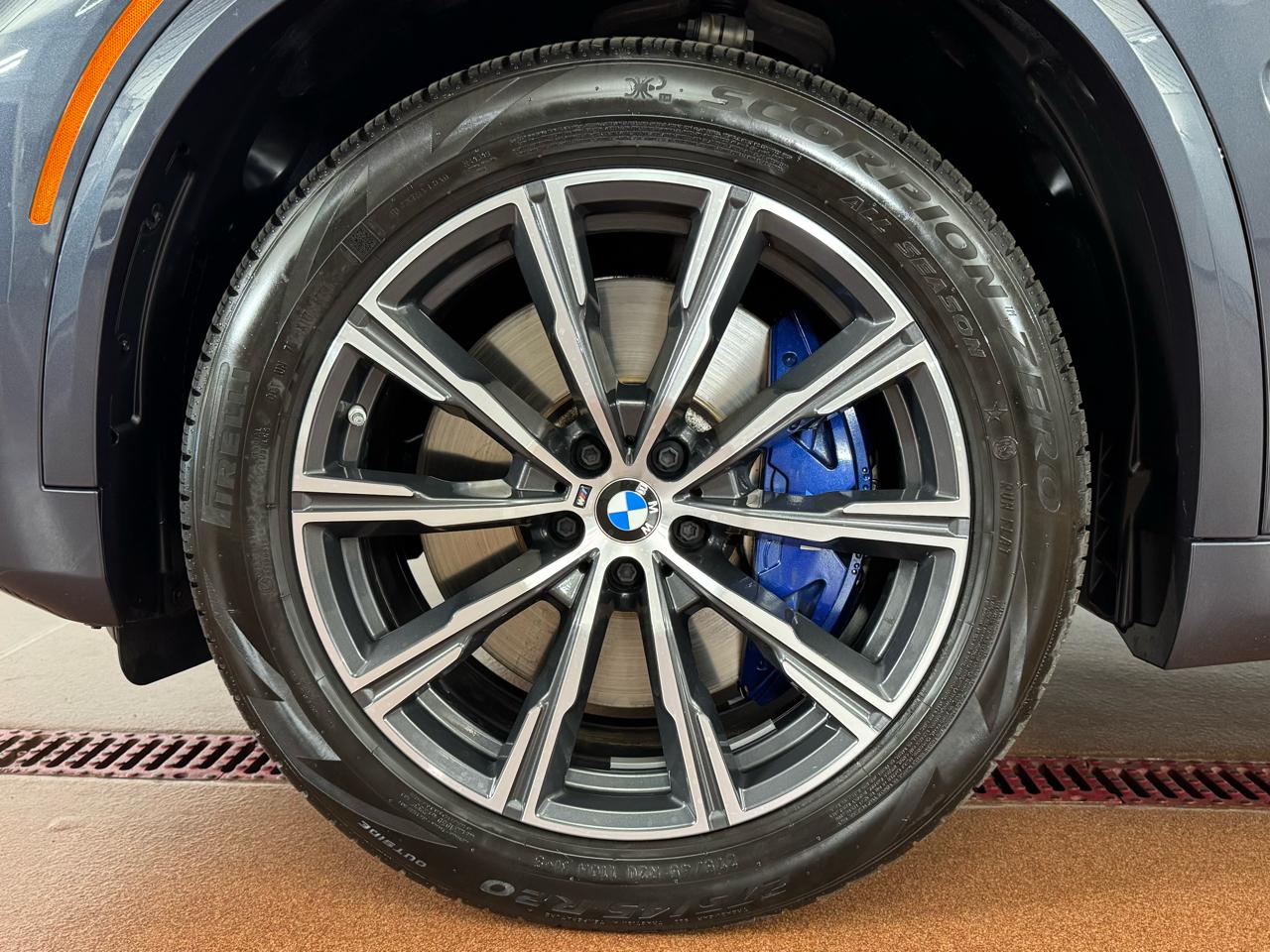 BMW X5 M50i 2021