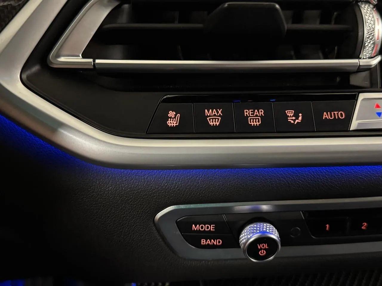 BMW X5 M50i 2021