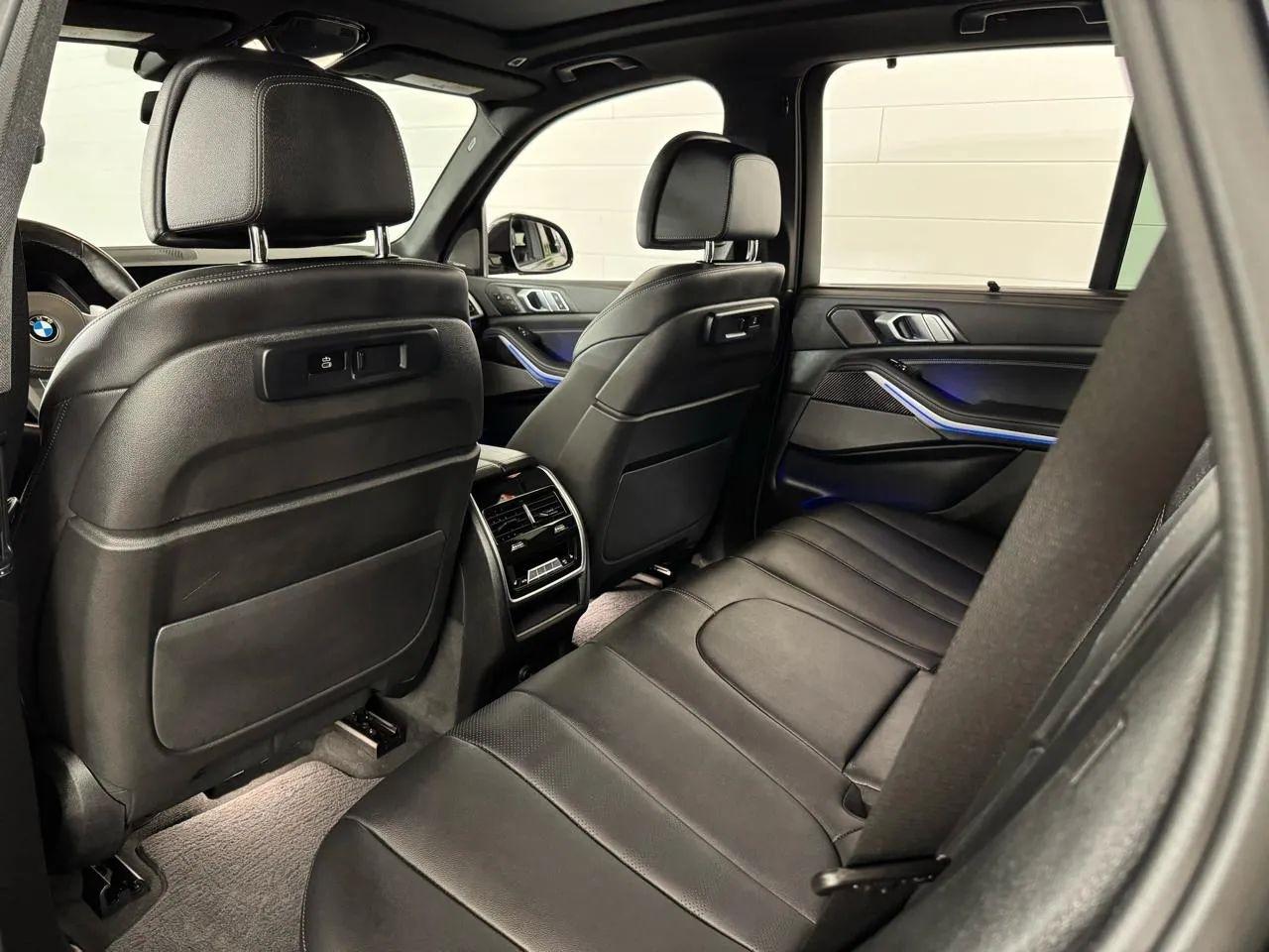 BMW X5 M50i 2021