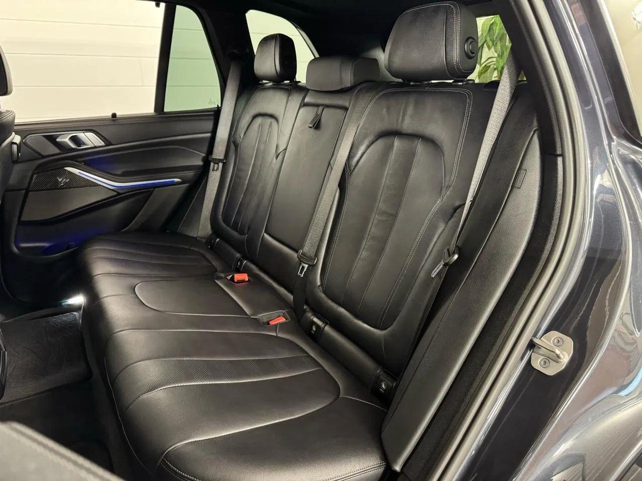 BMW X5 M50i 2021
