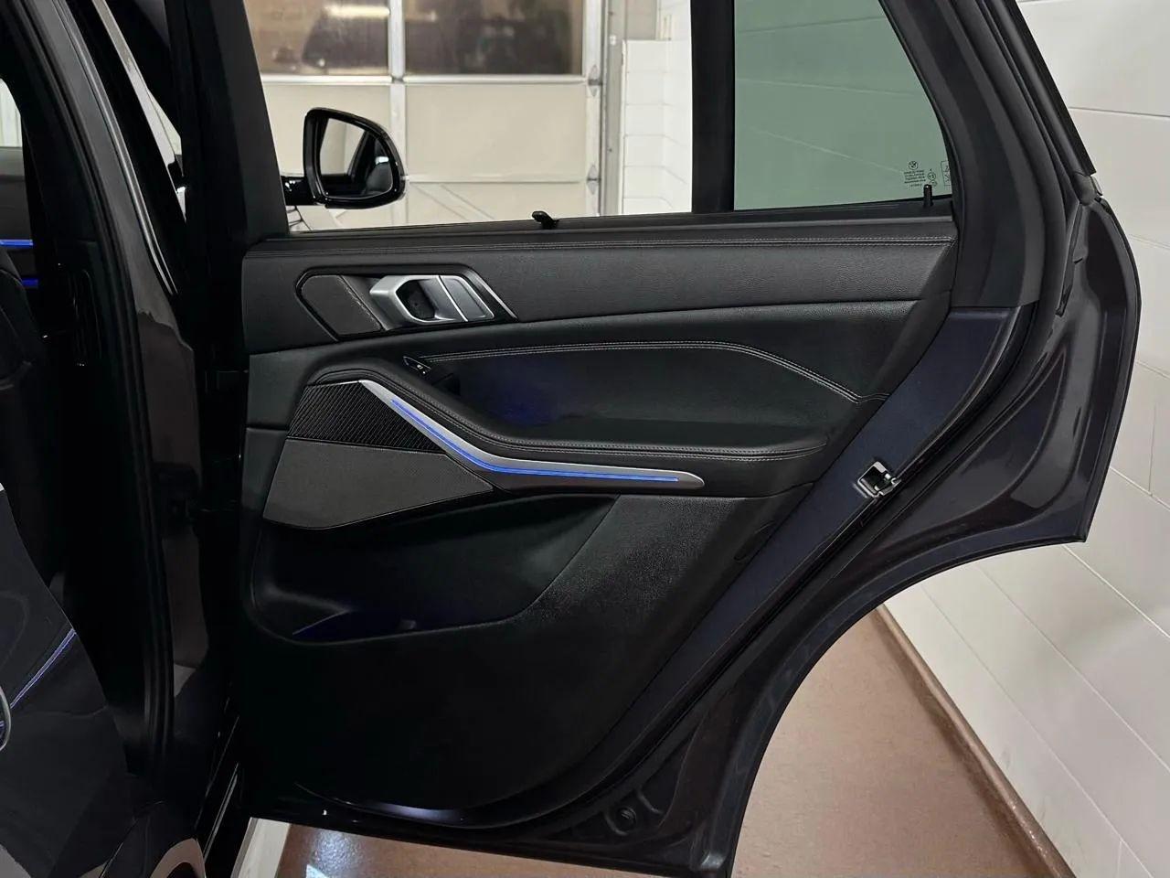BMW X5 M50i 2021