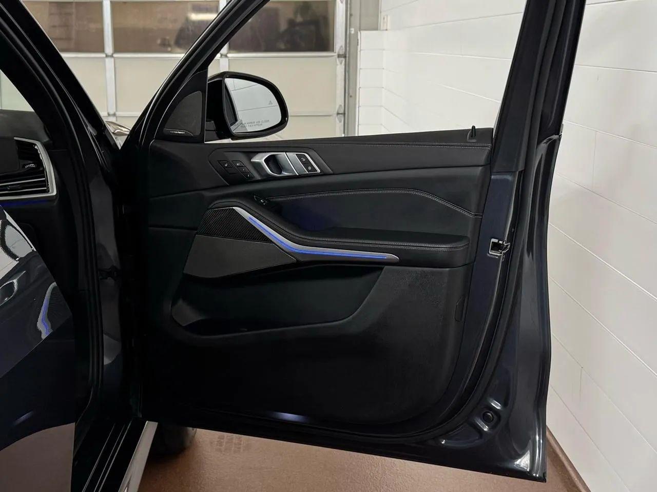 BMW X5 M50i 2021