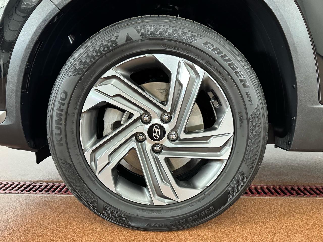 Hyundai Santa Fe SEL AWD 2023