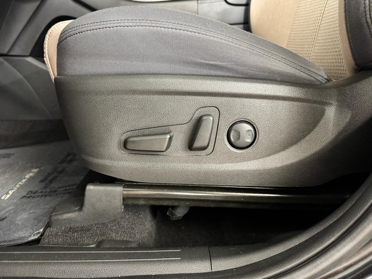 Hyundai Santa Fe SEL AWD 2023